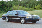 Lincoln Town Car -   