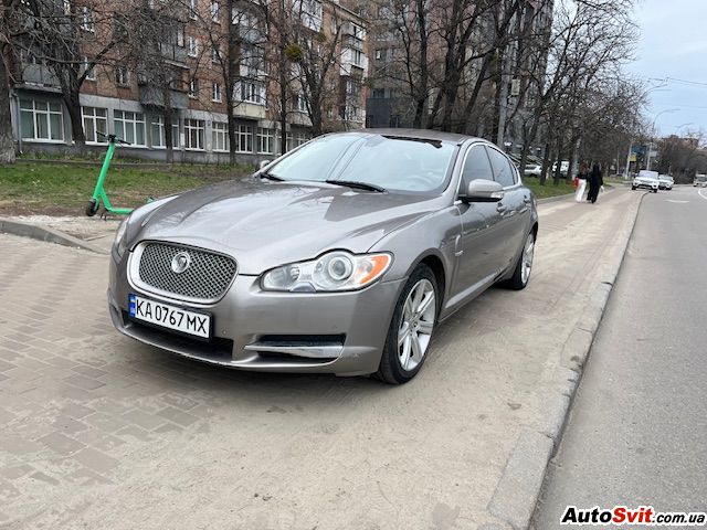 Jaguar XF , ���� #1