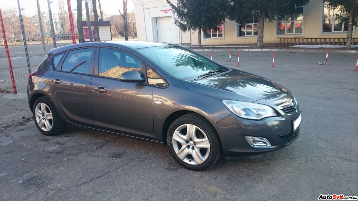 Opel Astra Astra J