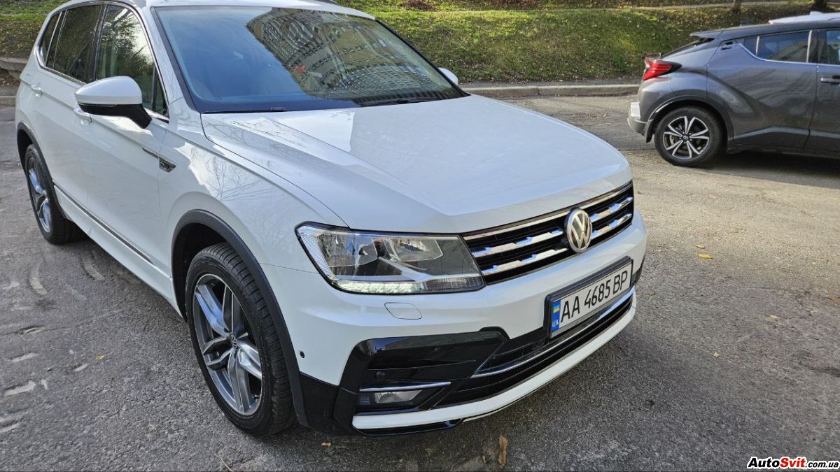 Volkswagen  Tiguan ,  #1