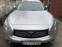 ������� Infiniti QX70