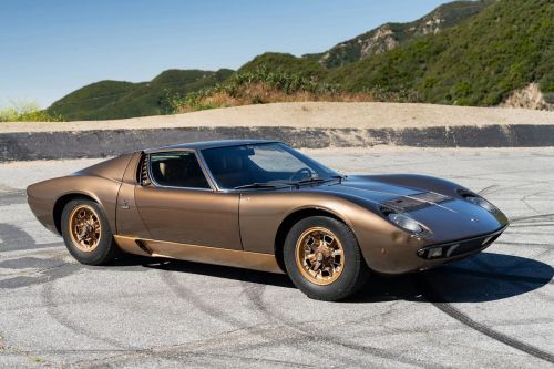 Lamborghini-Miura_