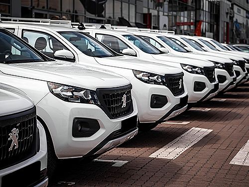 PEUGEOT-Landtrek_
